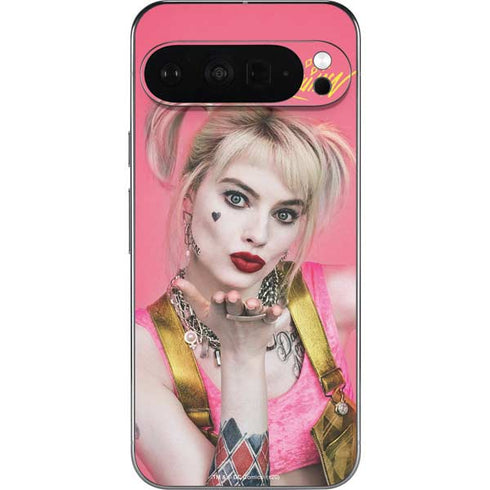 DC Comics Harley Quinn Blowing Kisses Pixel 9 Pro XL Skin